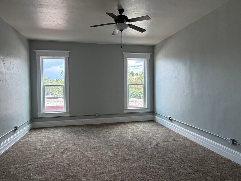 More Photos Of 130 W Bridge St, Hotchkiss Storefront Retail Residential For Sale