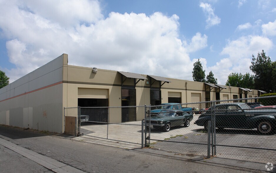 More Photos Of 8511 Canoga Ave, Canoga Park Warehouse For Lease