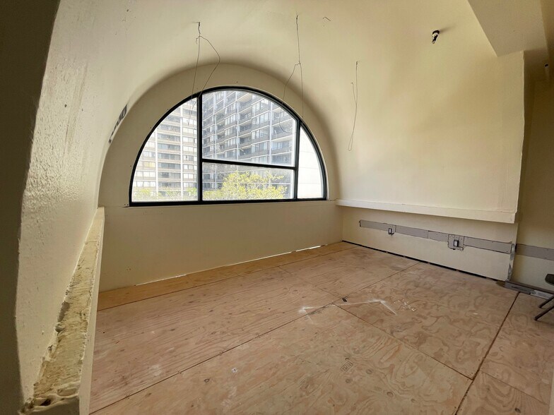 More Photos Of 411-445 8th St, Oakland Medical For Sale