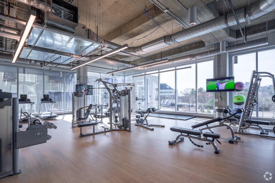 More Photos Of 3300 Riverwood Pky SE, Atlanta Office For Lease