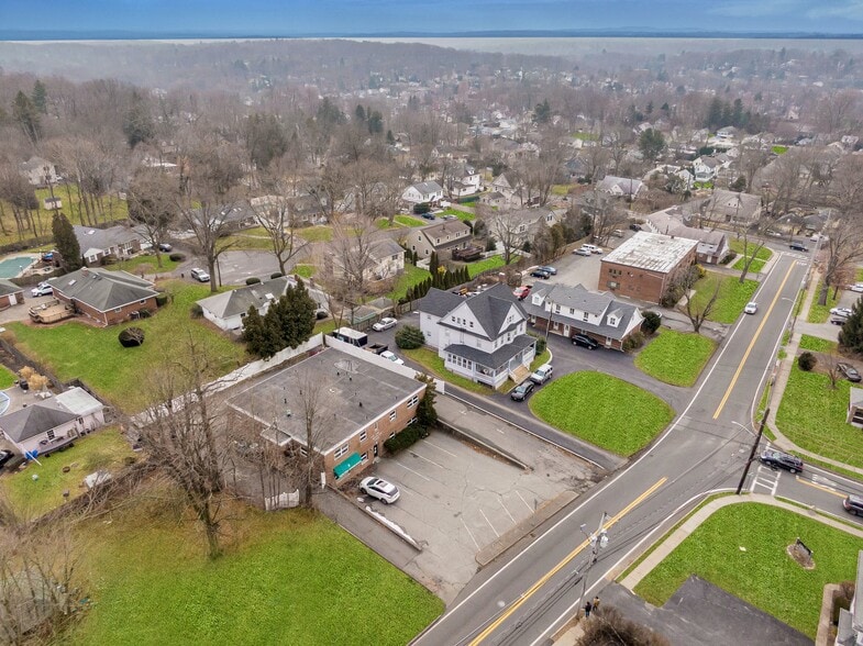 More Photos Of 1 Old Middletown Rd, Pearl River Medical For Lease