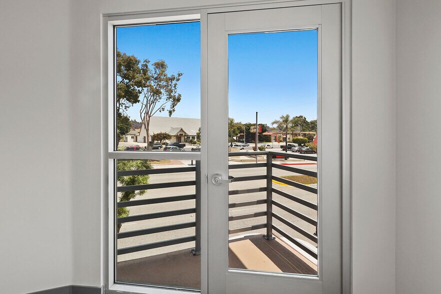 More Photos Of 3019 W Beverly Blvd, Montebello Loft Creative Space For Lease