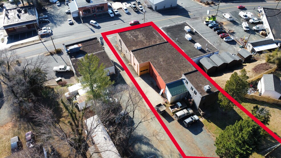 More Photos Of 1329 E High St, Charlottesville Warehouse For Sale