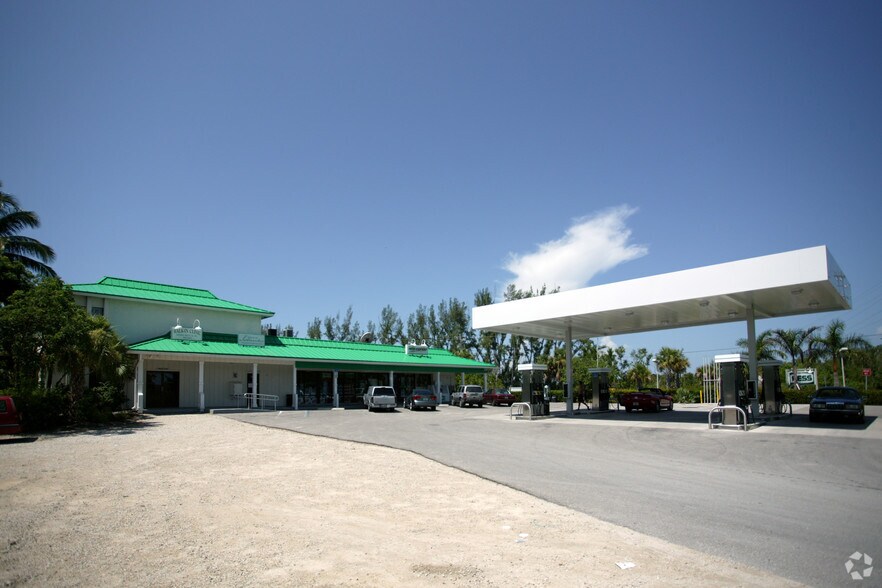 More Photos Of 2491-2499 Palm Ridge Rd, Sanibel Storefront Retail Office For Lease