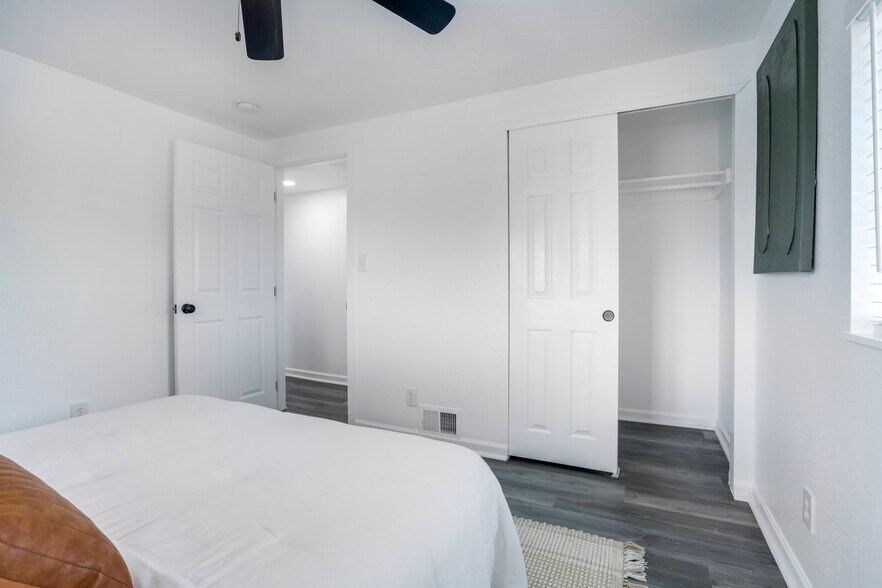 More Photos Of 2520 W 65th Pl, Denver Apartments For Sale