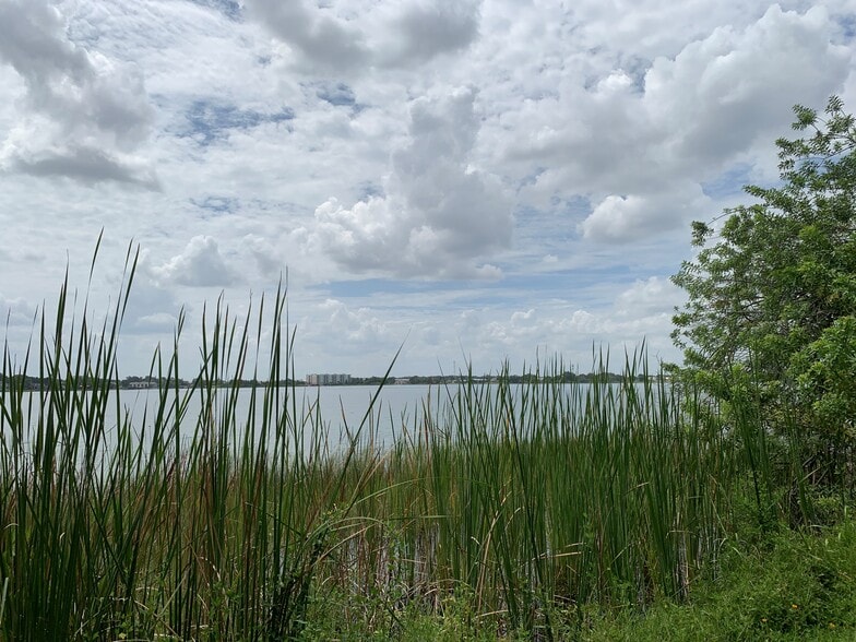 More Photos Of 4424 and 4428 Edgewater, Orlando Land For Sale