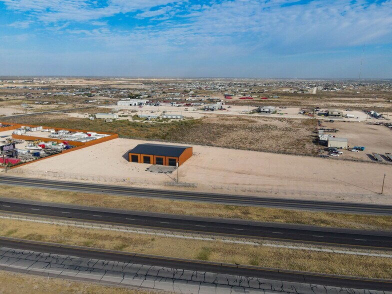 More Photos Of 13810 W I-20, Odessa Warehouse For Lease