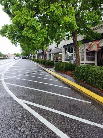 More Photos Of 534 Calhoun St, Johnston Storefront Retail Office For Sale