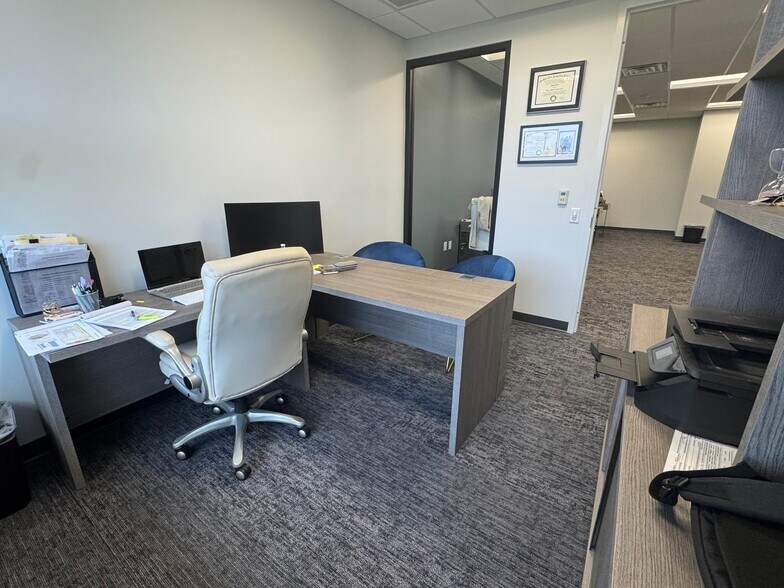 More Photos Of 6649 Westwood Blvd, Orlando Office For Lease