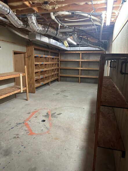 More Photos Of 171 Amos Dr, Cumming Office Residential For Lease