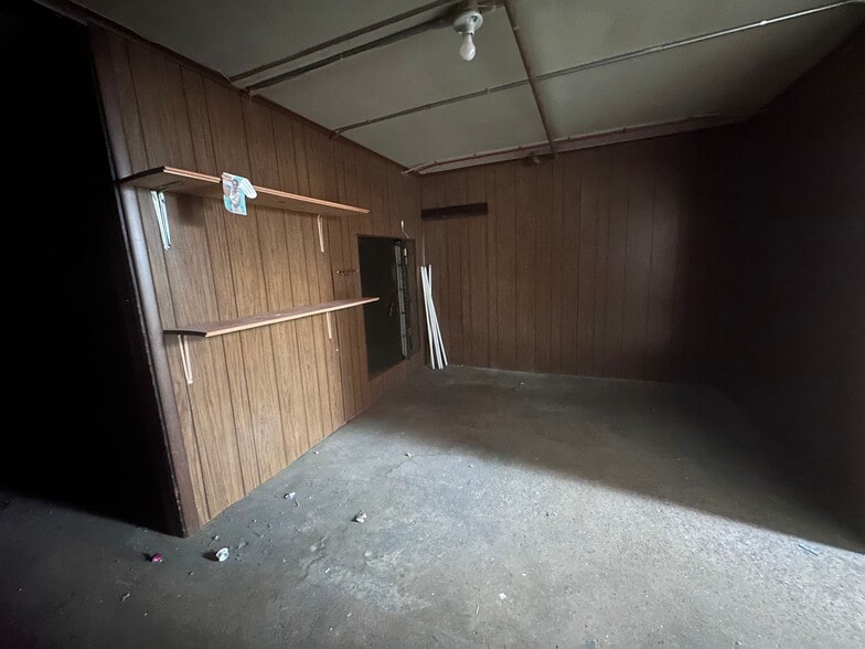 More Photos Of 207 E Front St, Traverse City General Retail For Sale