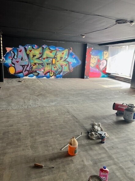 More Photos Of 5 Main Rd, Tiverton Storefront Retail Office For Lease