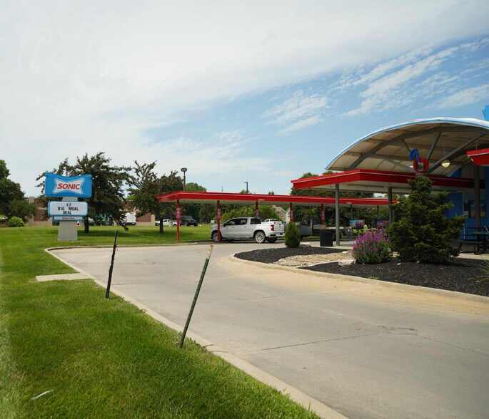 More Photos Of 550 Northstar Ct, Tonganoxie Fast Food For Sale