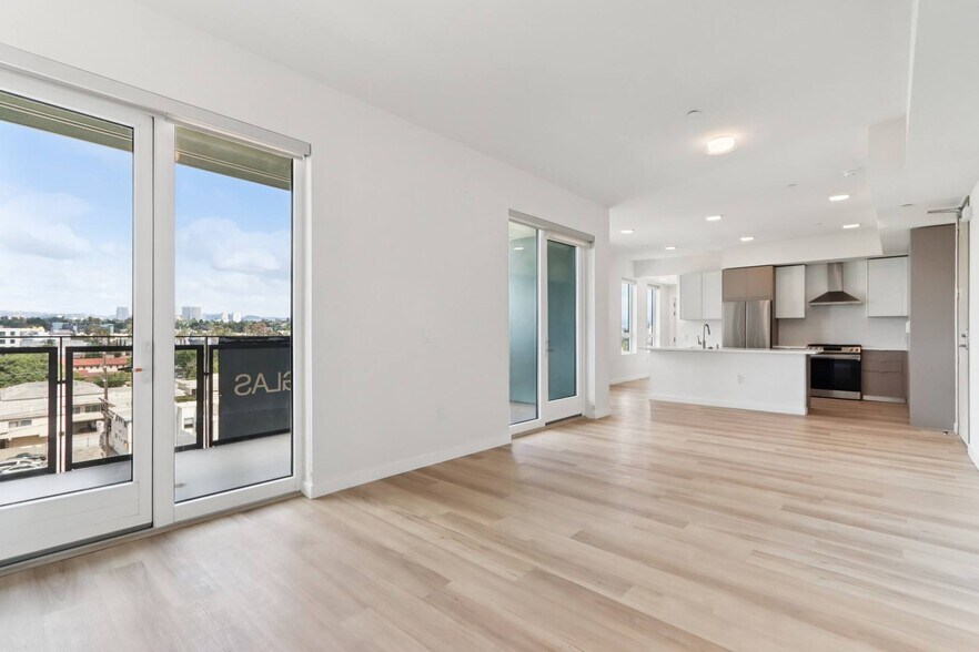 More Photos Of 9900 Venice Blvd, Culver City Apartments For Lease