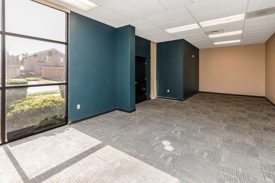 More Photos Of 3305 G St, Merced Office For Sale