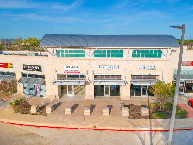 More Photos Of 642 Uptown Blvd, Cedar Hill Storefront Retail Office For Lease
