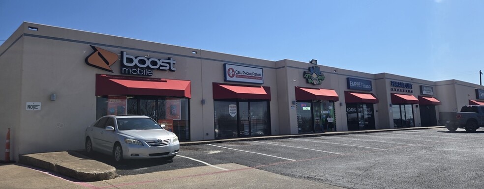 More Photos Of 6420 Denton Hwy, Watauga Unknown For Lease