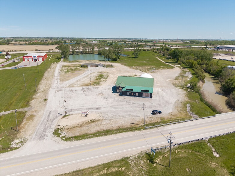 Primary Photo Of 20600 Hwy 2, Tilbury Auto Dealership For Sale