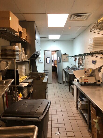 More Photos Of 234 S Wabash Ave, Chicago Office For Lease