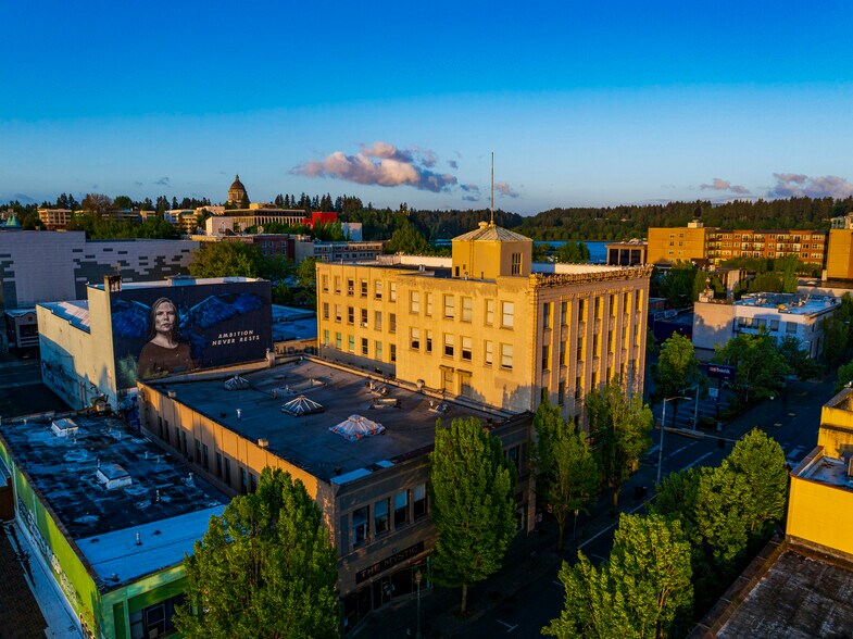 More Photos Of 201-205 4th Ave E, Olympia Office For Sale