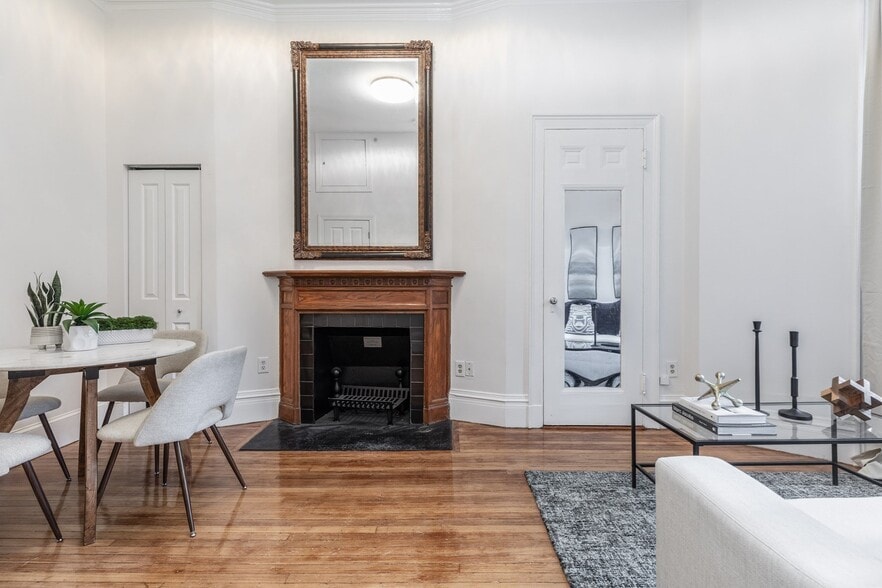 More Photos Of 230 Commonwealth, Boston Apartments For Sale