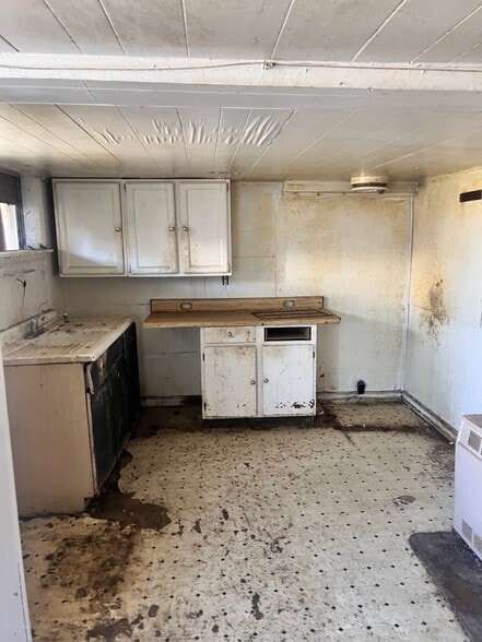 More Photos Of 640 36th St NW, Roanoke Apartments For Sale