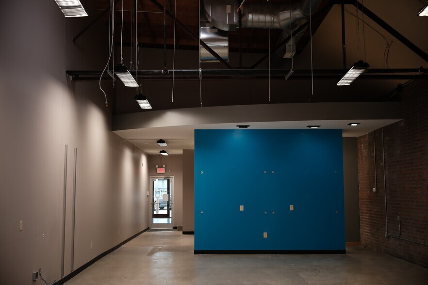 More Photos Of 416-420 E 2nd St, Tulsa Storefront Retail Office For Lease