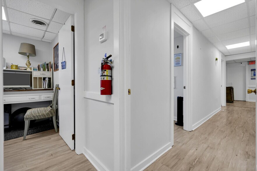 More Photos Of 70 Schanck Rd, Freehold Medical For Lease