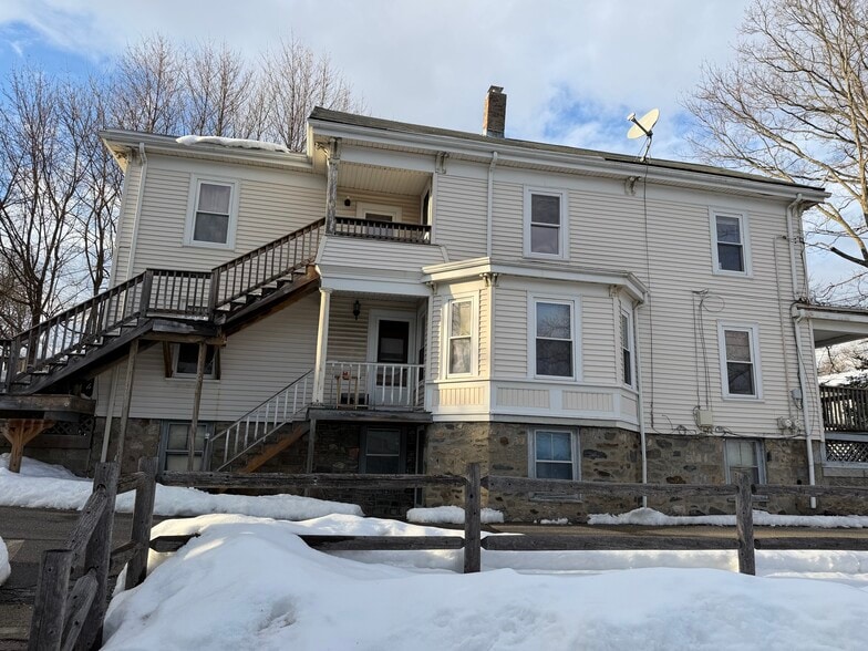 More Photos Of 133 W Main St, Marlborough Bank For Sale