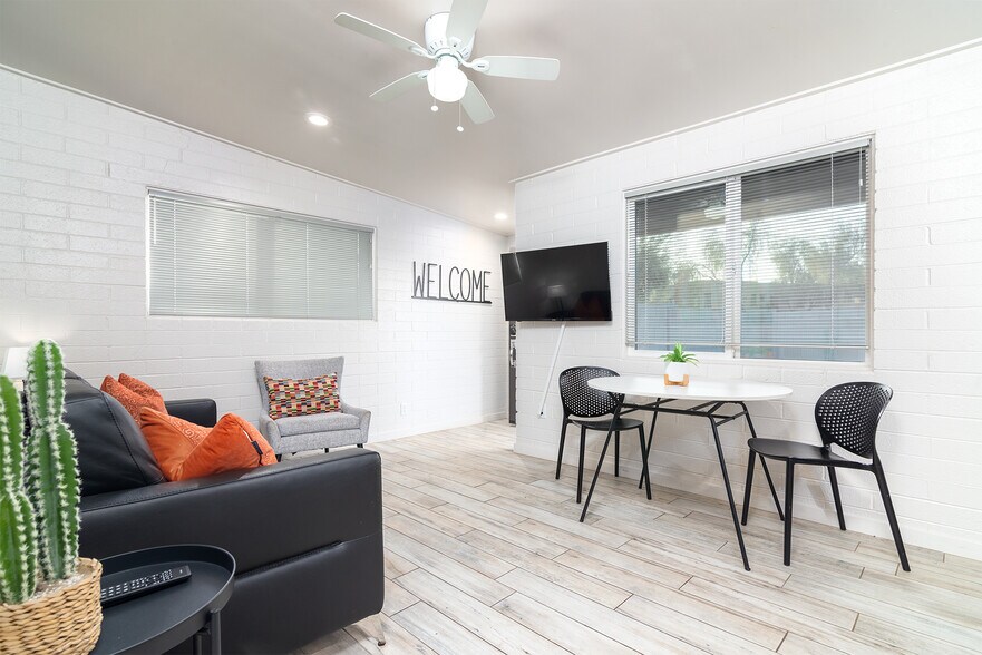 More Photos Of 914 S Kenwood Cir, Tempe Apartments For Sale