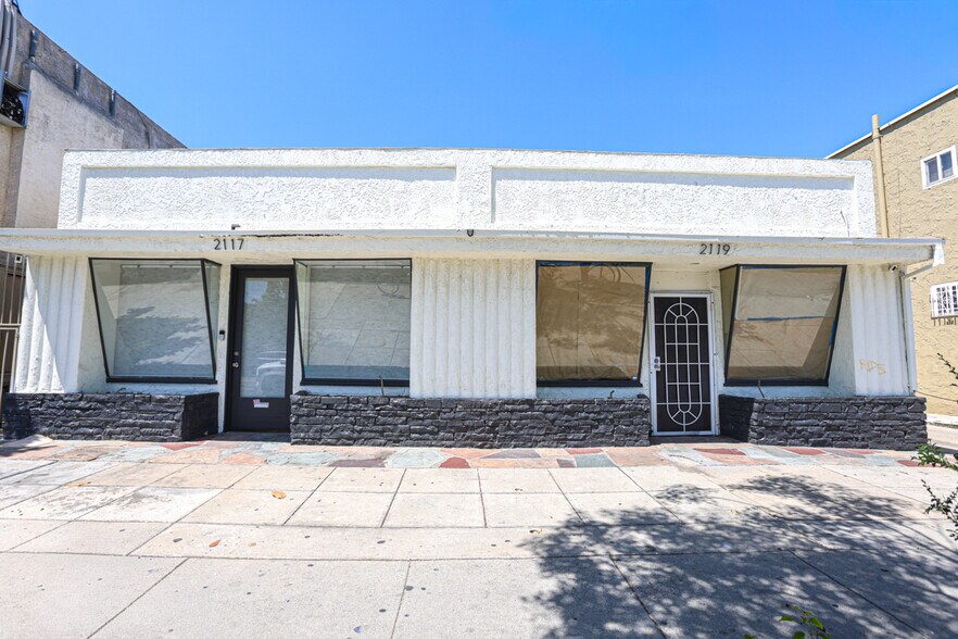 More Photos Of 2117-2119 E 7th St, Long Beach Storefront Retail Residential For Sale
