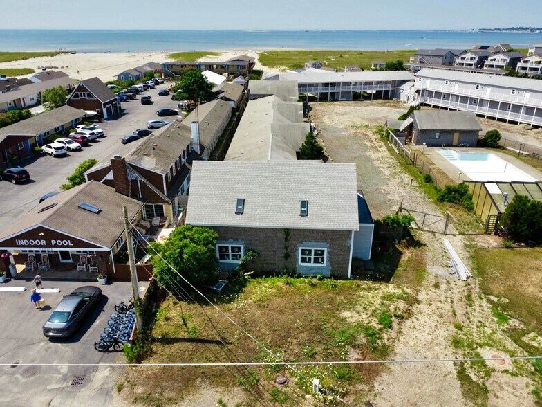 More Photos Of 706 Shore Rd, North Truro Apartments For Sale