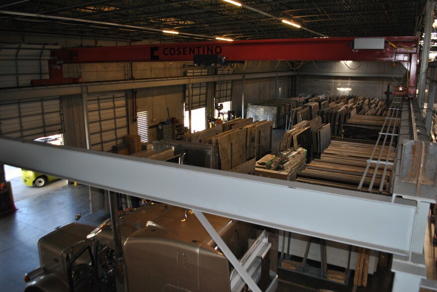 More Photos Of 4420 N Orange Blossom Trl, Orlando Warehouse For Sale