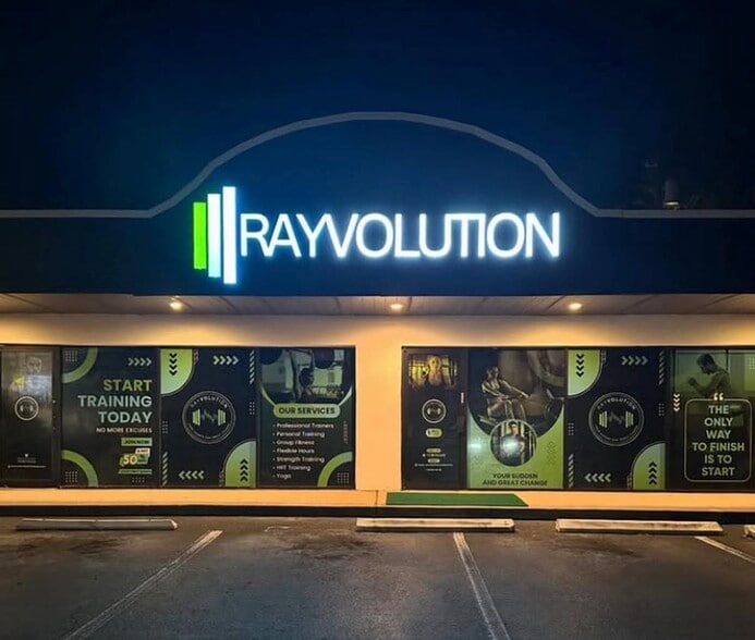 Primary Photo Of 5500-5630 4th St N, Saint Petersburg Freestanding For Lease