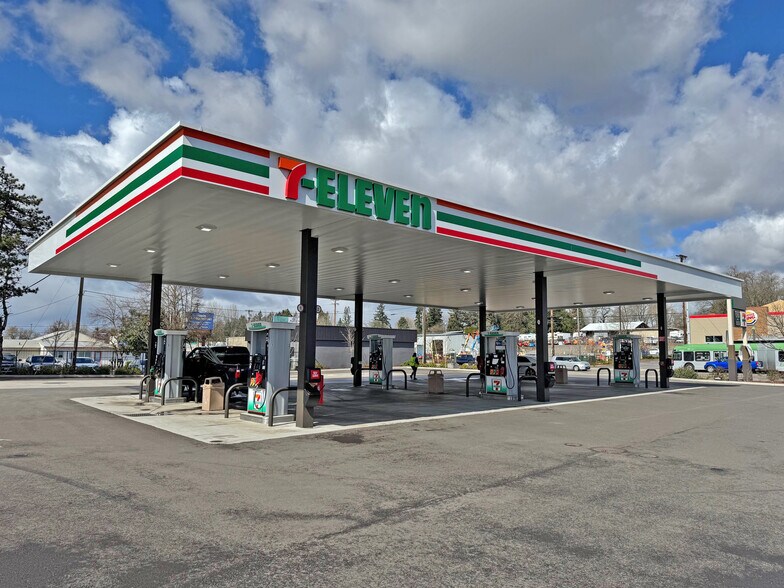 More Photos Of 3738 W 11th Ave, Eugene Service Station For Sale