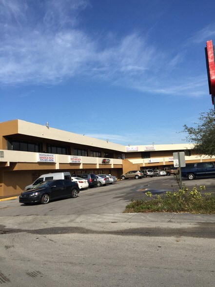 Primary Photo Of 1665 W 68th St, Hialeah Unknown For Lease