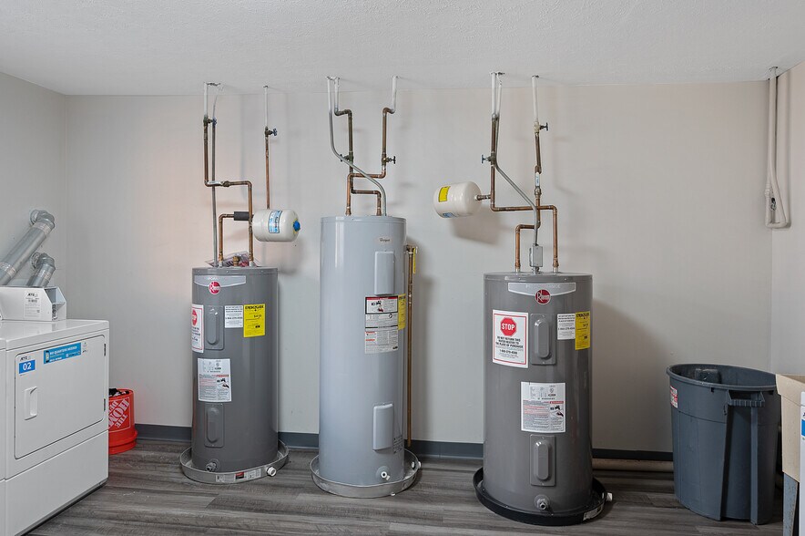 More Photos Of 7855-7859 Harrison Ave, Mount Healthy Apartments For Sale