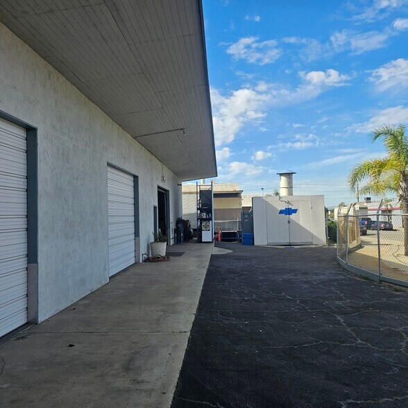 More Photos Of 402 Fleetwood Pl, Glendora Industrial For Sale