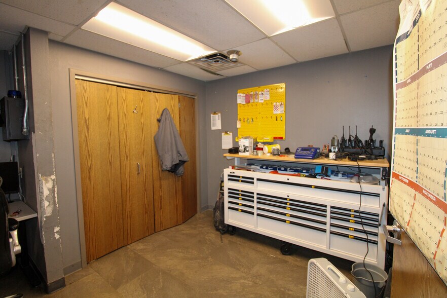 More Photos Of 6059 159th St, Galva Food Processing For Sale