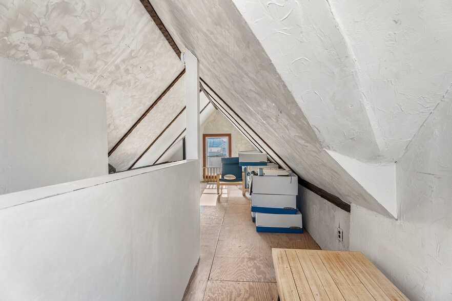 More Photos Of 293 Bedford St, Whitman Office For Sale