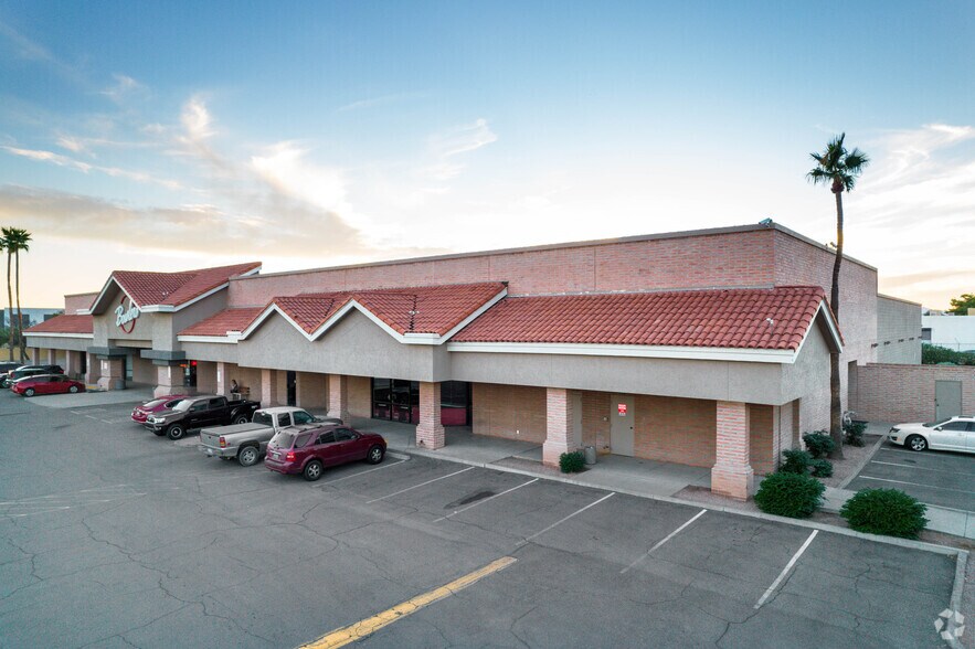 More Photos Of 6045-6245 W Chandler Blvd, Chandler Unknown For Lease