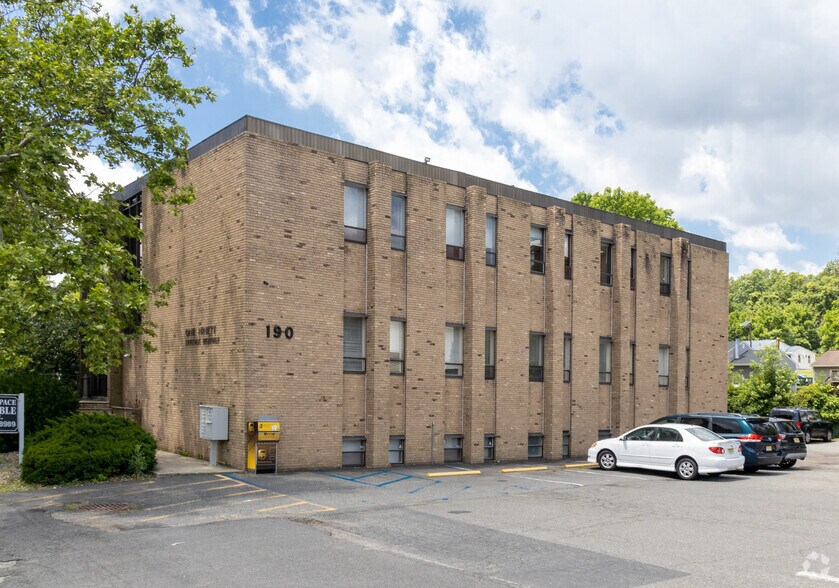 More Photos Of 190 State Route 27, Edison Office For Lease