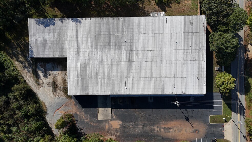 More Photos Of 4601 Lewis Rd, Stone Mountain Distribution For Lease
