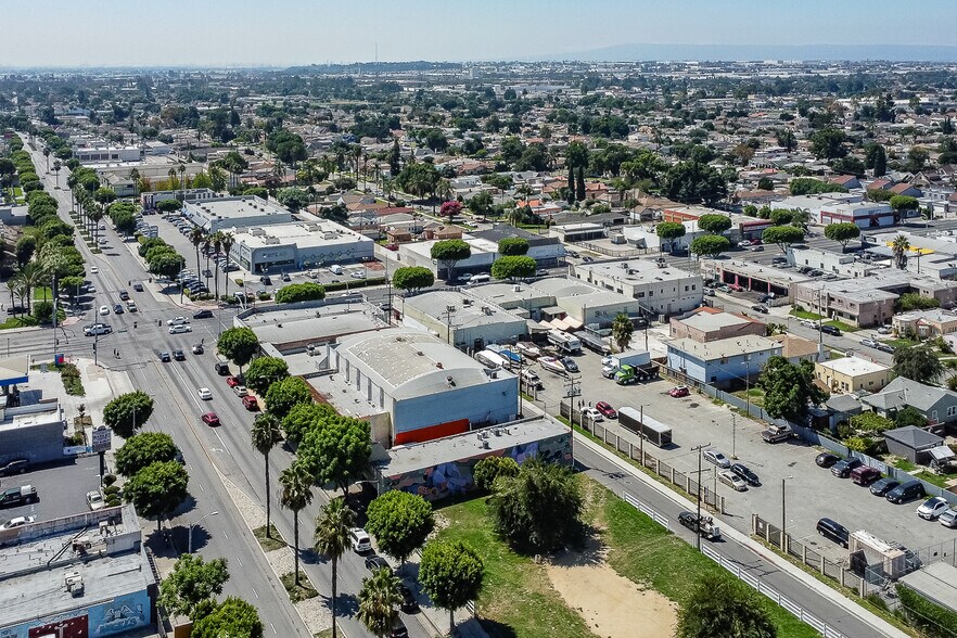 More Photos Of 123 N Long Beach Blvd, Compton Storefront Retail Office For Sale