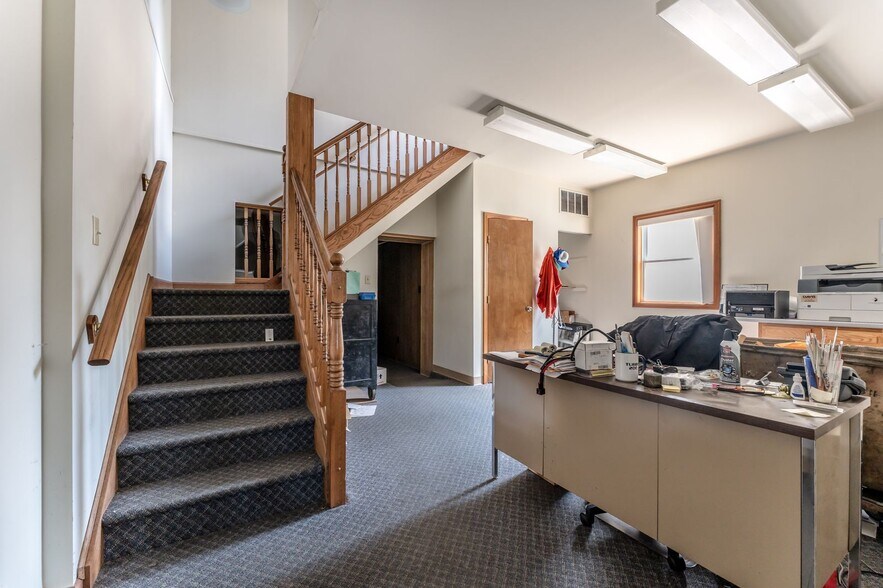 More Photos Of 259 Race St, Catasauqua Warehouse For Sale