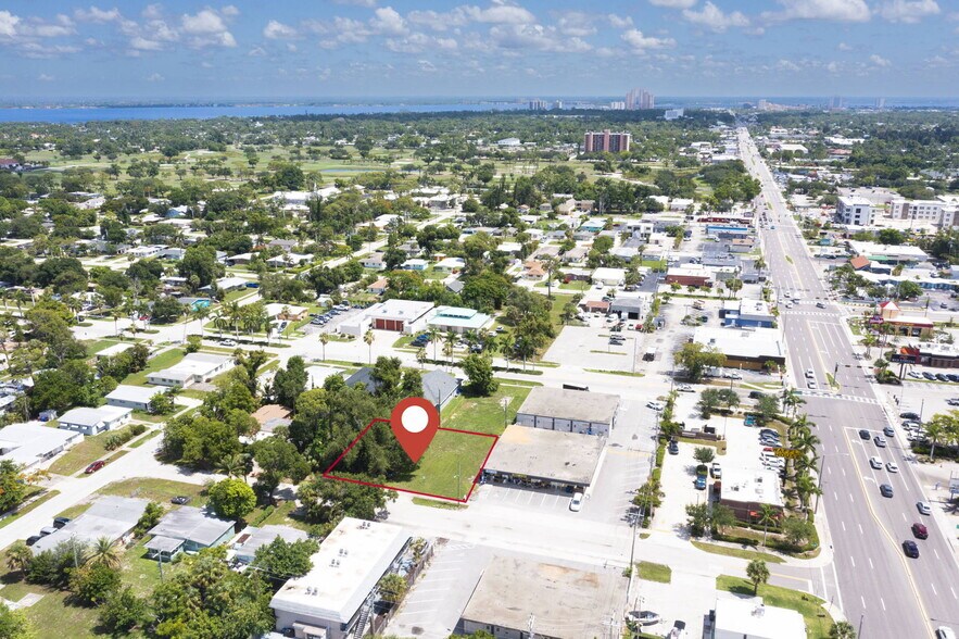 More Photos Of 1925 Suwanee Ave, Fort Myers Land For Sale