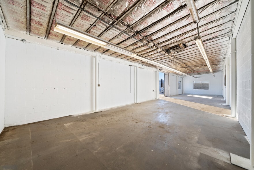 More Photos Of 44632 Trevor Ave, Lancaster Light Manufacturing For Sale