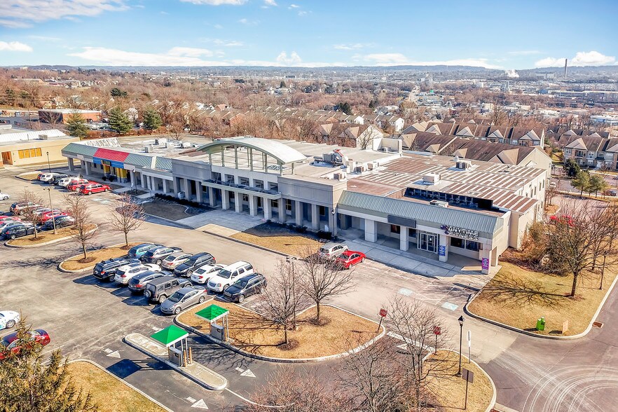 More Photos Of 1000 Sandy Hill Rd, Norristown Storefront For Lease
