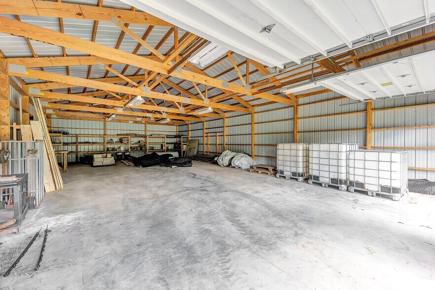 More Photos Of 4040 Velp Ave, Green Bay Specialty For Sale