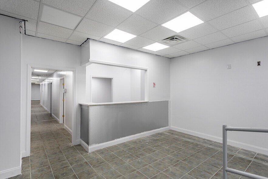 More Photos Of 312 Warren St, Brooklyn Medical For Lease
